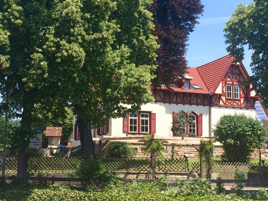 Gaestehaus "Unsere Stadtvilla" Хехинген Экстерьер фото